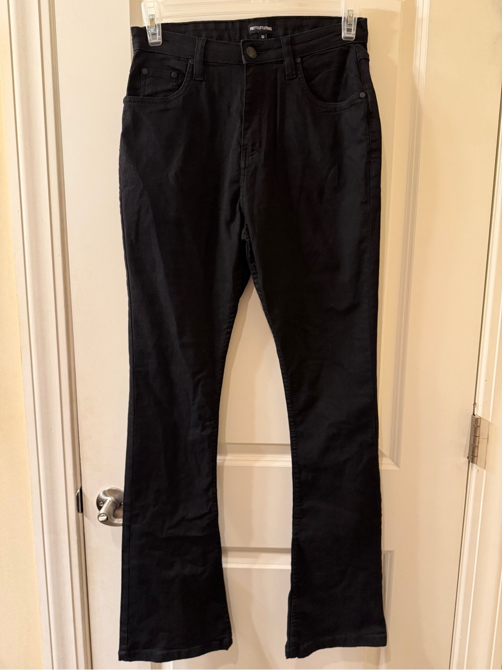 NWT PrettyLittleThing PLT Black Stretch Flare Jeans US 8 / UK 12